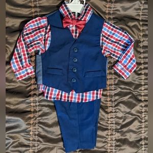 Nautica Baby Boys 4 piece Suit size 12 months